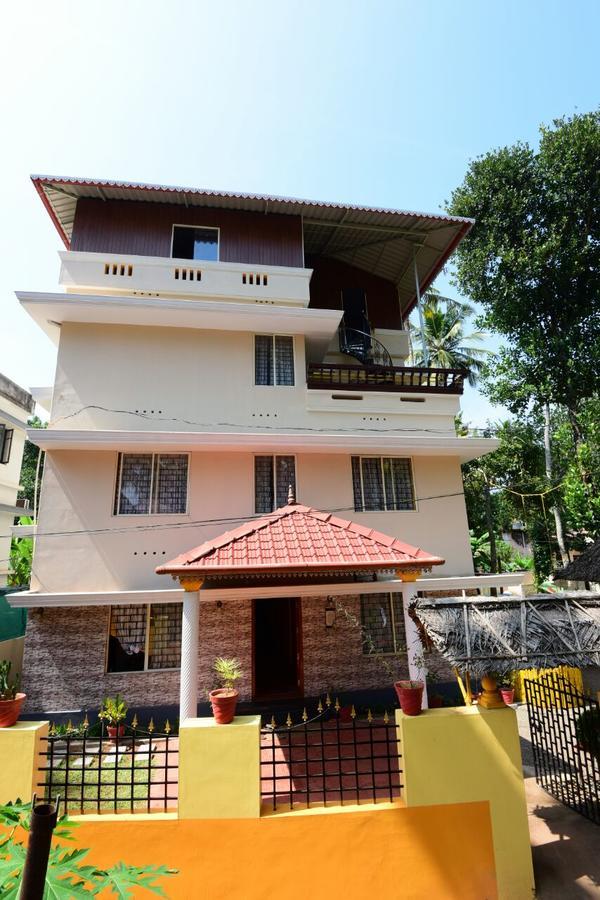 Coral Cove Beach Resort Varkala Bagian luar foto