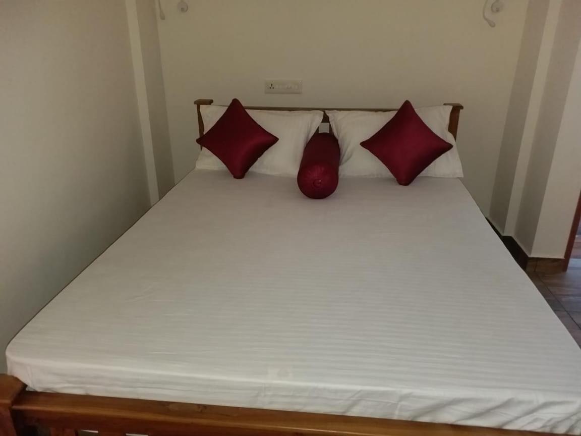 Coral Cove Beach Resort Varkala Bagian luar foto